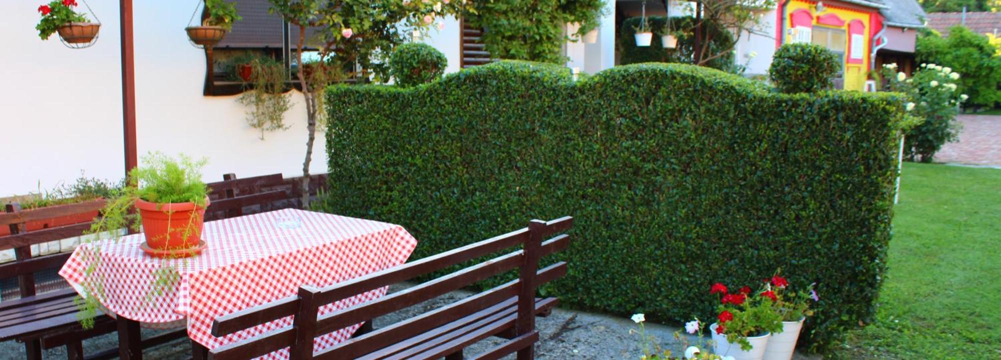 Apartman Sokica Bizovac Eksteriør billede